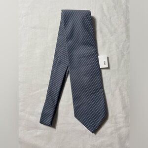 NWT Hart Schaffner Marx Striped Silk Neck tie * Has Pinhole*